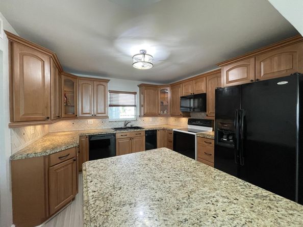 401 Lake Shore Drive 301, Lake Park FL 33403