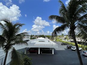 401 Lake Shore Drive 301, Lake Park FL 33403