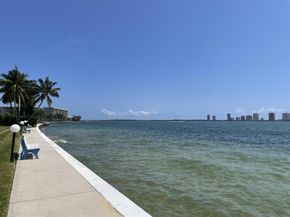 401 Lake Shore Drive 301, Lake Park FL 33403
