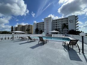 401 Lake Shore Drive 301, Lake Park FL 33403