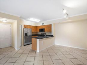6492 Emerald Dunes Dr 208, West Palm Beach FL 33411