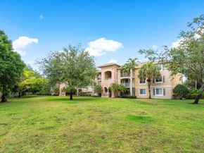 6492 Emerald Dunes Dr 208, West Palm Beach FL 33411