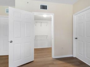 6492 Emerald Dunes Dr 208, West Palm Beach FL 33411
