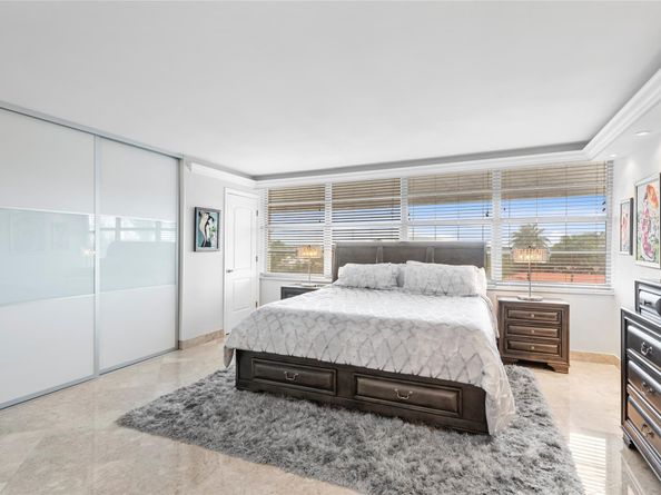 4280 Galt Ocean Dr 4F, Fort Lauderdale FL 33308