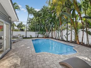 1604 NE 17th St, Fort Lauderdale FL 33305