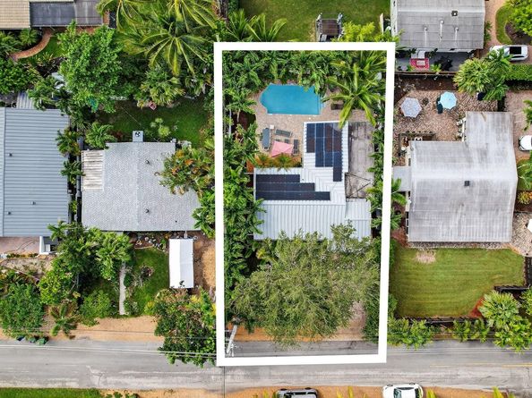 1604 NE 17th St, Fort Lauderdale FL 33305