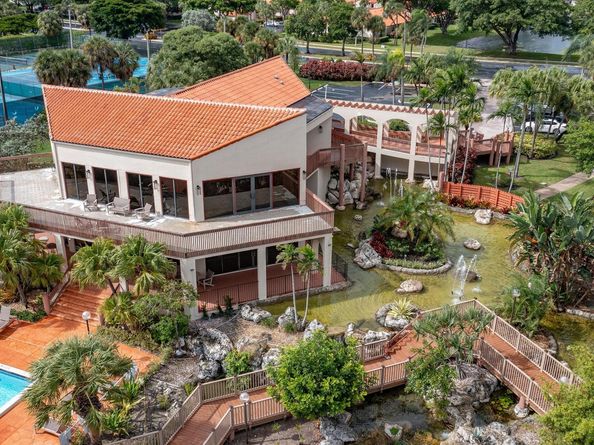 2612 Congressional Way, Deerfield Beach FL 33442