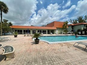 809 W Oakland Park Blvd J12, Oakland Park FL 33311