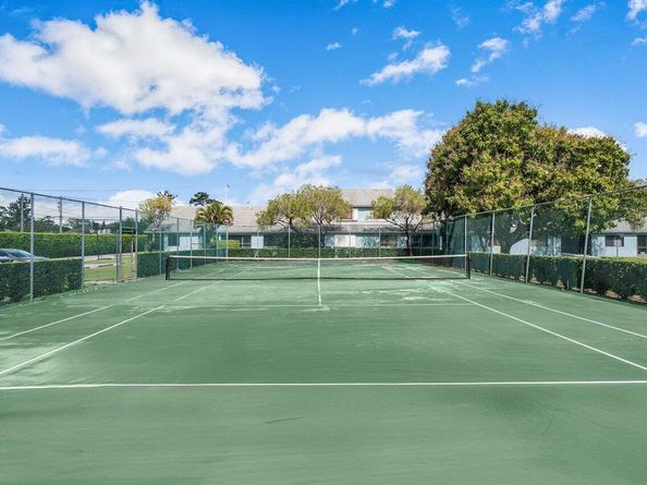 3911 Island Club Circle W, Lake Worth FL 33462