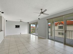 107 Half Moon Circle A3, Hypoluxo FL 33462