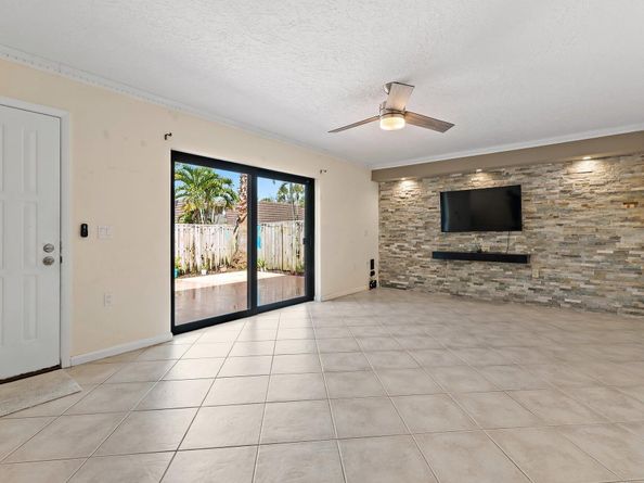 1514 15th Court, Jupiter FL 33477