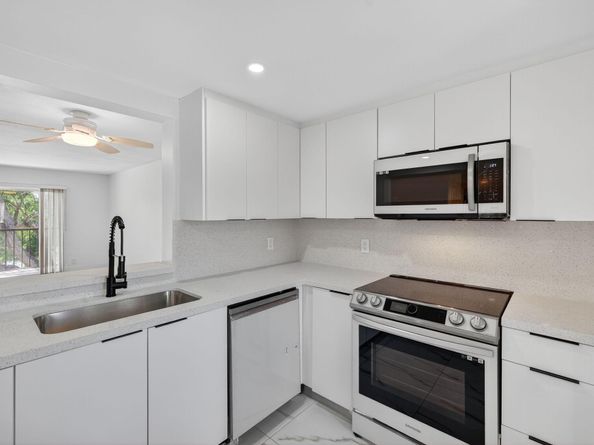 14375 Strathmore Lane 303, Delray Beach FL 33446