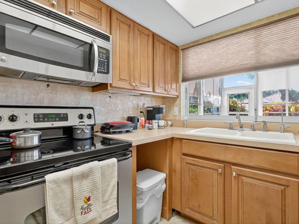 5580 Tamberlane Cir 133, Palm Beach Gardens FL 33418