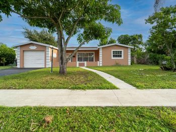 4655 NW 41st Pl