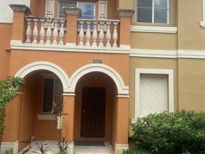 8962 SW 18th St, Hollywood FL 33025