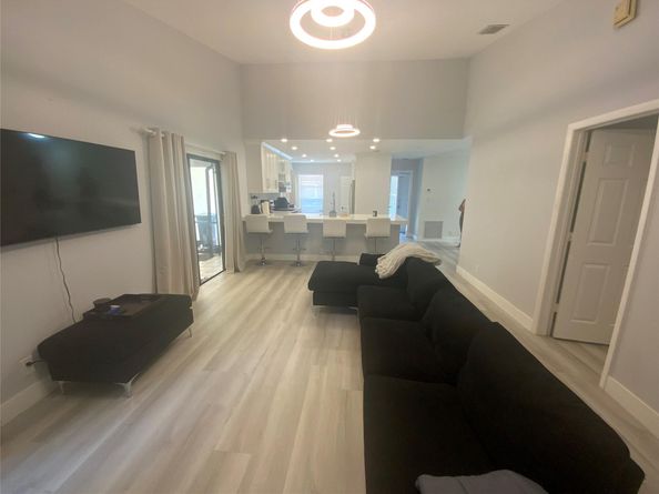 1795 Satinwood Cr Circle 1795, Coconut Creek FL 33063