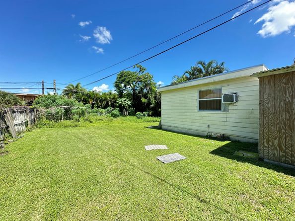225 NE 13th Street, Delray Beach FL 33444