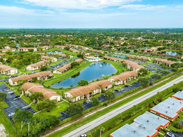 826 Sky Pine Way G2, Greenacres FL 33415