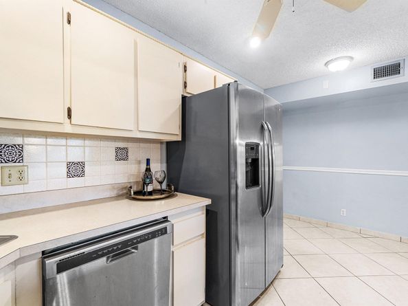 826 Sky Pine Way G2, Greenacres FL 33415