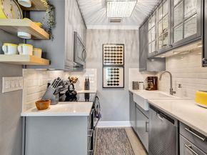 1200 NE 17 Ct 12, Fort Lauderdale FL 33305