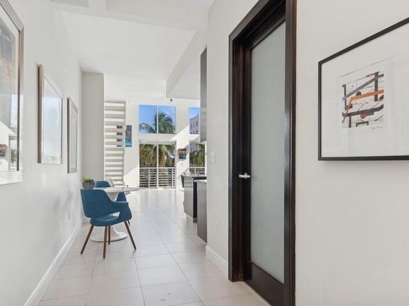 108 Lake Avenue 203, Lake Worth Beach FL 33460