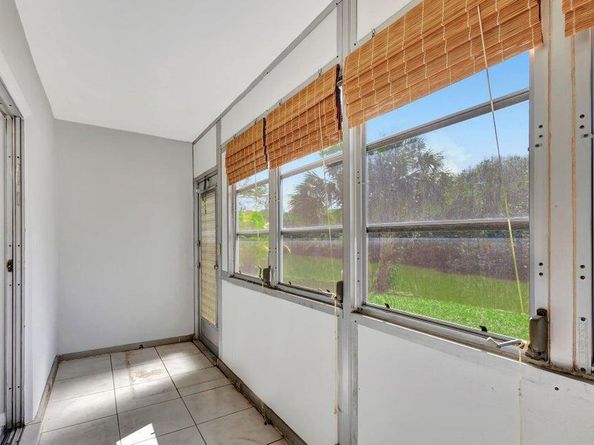 27 Camden B, West Palm Beach FL 33417