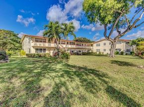27 Camden B, West Palm Beach FL 33417