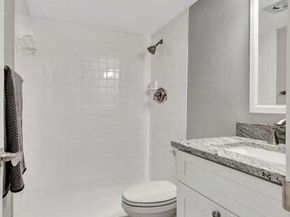 27 Camden B, West Palm Beach FL 33417