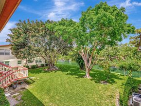 27 Camden B, West Palm Beach FL 33417