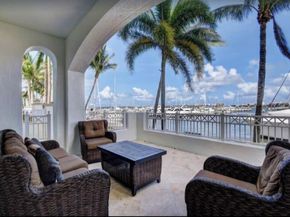 802 W Windward Way 309, Lantana FL 33462