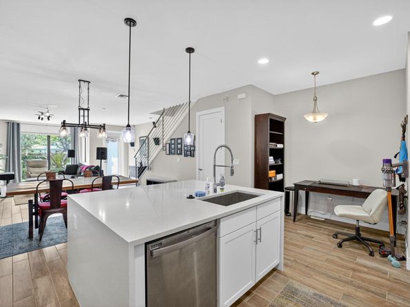 1402 SW 4th Ave 1402, Fort Lauderdale FL 33315