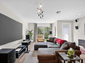 1402 SW 4th Ave 1402, Fort Lauderdale FL 33315