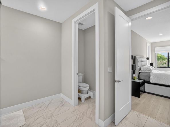 1402 SW 4th Ave 1402, Fort Lauderdale FL 33315