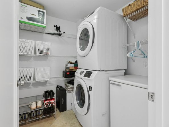 2640 Lake Shore Drive 1809, Riviera Beach FL 33404