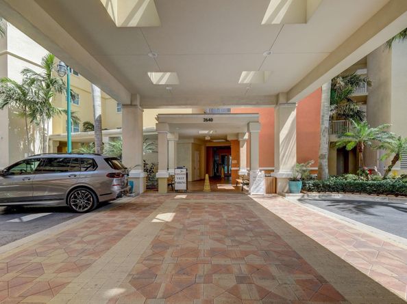 2640 Lake Shore Drive 1809, Riviera Beach FL 33404