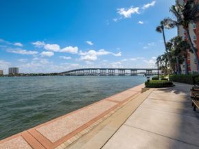 2640 Lake Shore Drive 1809, Riviera Beach FL 33404