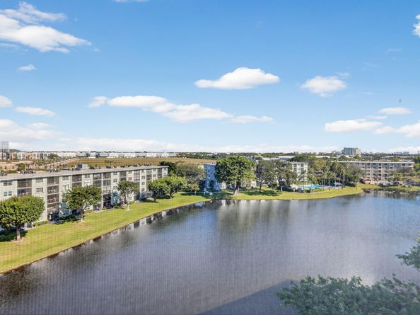 2215 Cypress Island Dr 803, Pompano Beach FL 33069