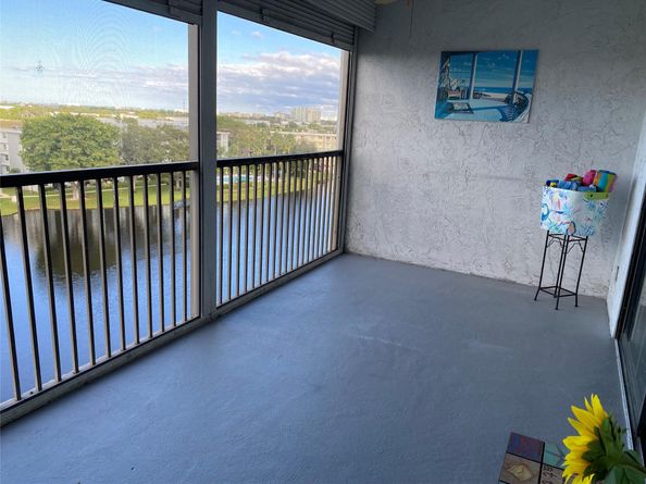 2215 Cypress Island Dr 803, Pompano Beach FL 33069