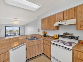 2215 Cypress Island Dr 803, Pompano Beach FL 33069