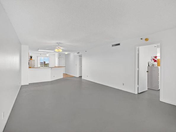 2215 Cypress Island Dr 803, Pompano Beach FL 33069