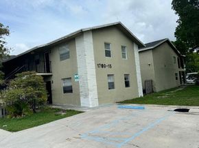 1709 S Federal Highway 6, Lake Worth Beach FL 33460