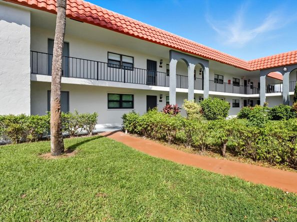 1921 W Woolbright Road B104, Boynton Beach FL 33426