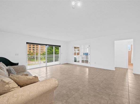 2501 S Ocean Blvd 301, Boca Raton FL 33432