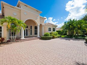 12825 Stonebrook Dr, Davie FL 33330