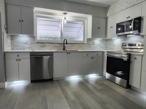 14715 N Spur Dr, Miami FL 33161