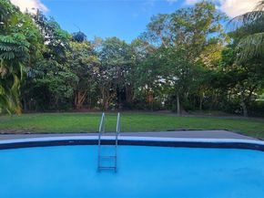 14715 N Spur Dr, Miami FL 33161