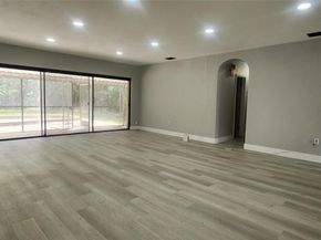 14715 N Spur Dr, Miami FL 33161