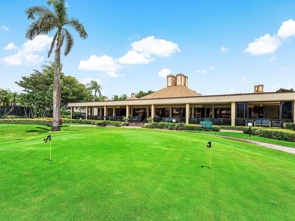 5020 Golfview Court 1413, Delray Beach FL 33484