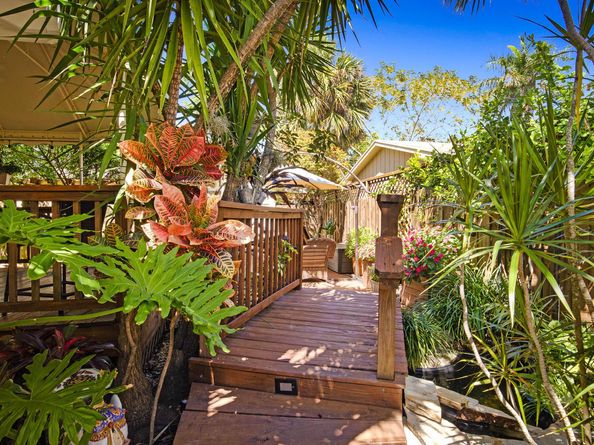 535 31st Street, West Palm Beach FL 33407