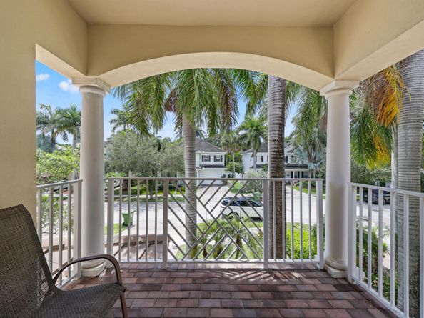 1525 SW 23rd Street, Fort Lauderdale FL 33315